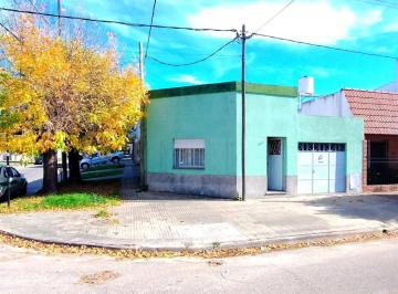 PH · 51m² · 3 Ambientes · 1 Cochera · PH Al Frente