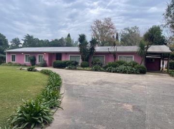 Casa · 195m² · 5 Ambientes · 2 Cocheras · Casa en Venta, Zona Central, Club de Campo El Moro, Marcos Paz