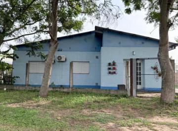 Casa · 200m² · 6 Ambientes · Casa en Venta en Santa Rosa de Calchines