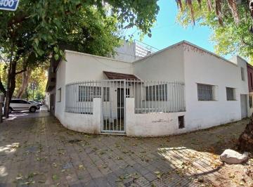 Terreno · 130m² · Venta Lote Esquina con Casa Mixta Ciudad