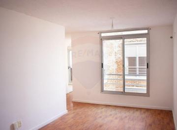 Departamento · 48m² · 2 Ambientes · Venta Apartamento Dos Dorm. Centro de Pando