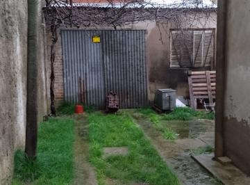 Casa de 3 ambientes, Ituzaingó · Casa de 3 Ambientes con Cochera.