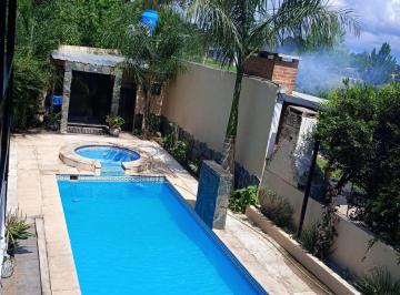 Casa de 4 ambientes, Candelaria · Hermosa Casa con Pileta Sobre El Lago