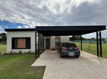 Casa · 139m² · 5 Ambientes · 1 Cochera · Casa en Venta en Aljibe, Manzanares, Pilar, Gba Norte