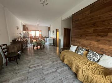 PH · 120m² · 4 Ambientes · PH - 3 Dorm. - Parque San Martin - Merlo