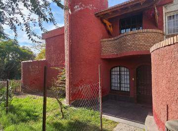 Casa de 6 ambientes, Las Heras · B° 12 de Junio