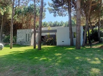 Casa de 5 ambientes, Costa Esmeralda · Casa