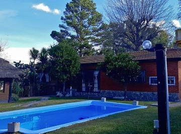 Casa · 120m² · 4 Ambientes · 3 Cocheras · Casa en Venta en General Rodríguez Apto Crédito