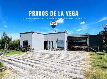 Casa · 120m² · 4 Ambientes · 1 Cochera · Prados de La Vega - Venta Casa con Pileta