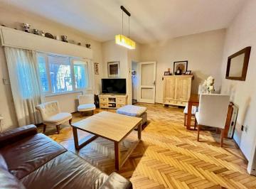 Casa · 90m² · 3 Ambientes · 1 Cochera · Venta Casa 2 Dorm. Pocitos Patio Cochera
