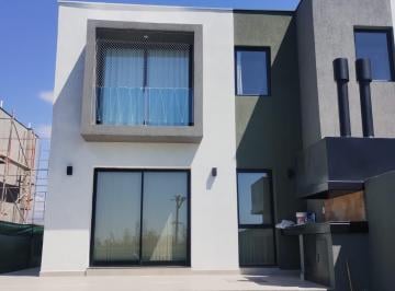 Casa de 4 ambientes, Maipú · Venta Duplex 3/2 Dorm. B. Ciro de Vieytes