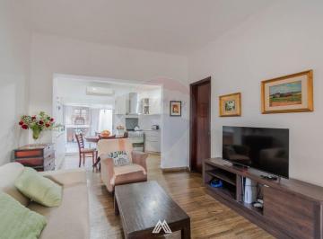 Casa · 120m² · 5 Ambientes · 1 Cochera · Venta Casa 4 Dorm. en Buceo