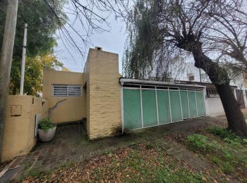 Casa de 8 ambientes, La Plata · 528 Bis E/ 11 y 12, Casa en Venta