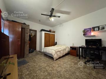 Casa · 120m² · 7 Ambientes · Casa Multifamiliar Ideal Para Vivienda Renta! Venta en Block de 2 Casas con Jardín