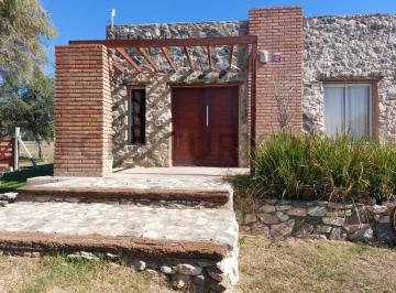 Casa · 150m² · 4 Ambientes · 2 Cocheras · Venta Preciosa Casa 3 Dorm C/ Piscina en Country La Melinca