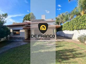 Casa · 181m² · 5 Ambientes · 3 Cocheras · Casa en Venta - San Miguel5 Amb PH con 380 m² de Lote Libre