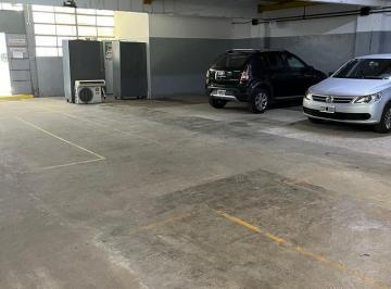 Depósito · 1270m² · Deposito en Venta en Parque Patricios