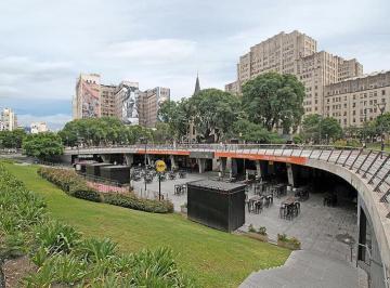 Local comercial · 178m² · Local en Alquiler en Barrio Norte, Plaza Houssay. Zona Facultades