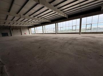 Local comercial · 1200m² · Excelente Local en Alquiler en Plantaa Estrenar en Moreno Sobre El Acceso Oeste y Camino Buen Ayre.