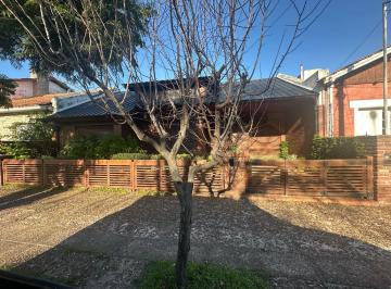 Casa · 3 Ambientes · Casa en Los Troncos