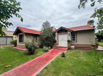 Casa de 5 ambientes, Luján de Cuyo · Calle Nueva 3760