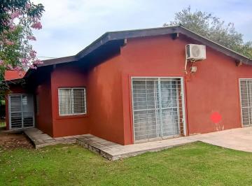 Quinta vacacional · 120m² · 6 Ambientes · 2 Cocheras · Quinta con Pileta Gran Quincho Cerrado