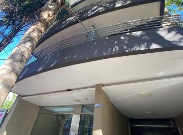 Departamento · 36m² · 1 Ambiente · Alquiler Monoambiente Luminoso con Balcón - Frente