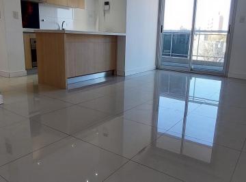 Departamento de 2 ambientes, Lanús · Semipiso 2 Amb. con Cochera Cubierta. Jacuzzi, Sum y Parrilla.