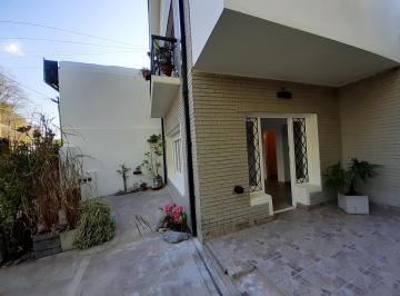 Departamento de 1 ambiente, Almirante Brown · Monoambiente con Cochera en Excelente Ubicación
