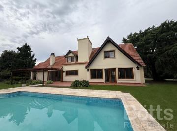 Casa · 300m² · 4 Ambientes · 2 Cocheras · Casa en Venta a Estrenar en Country San Diego