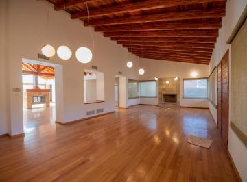 Casa de 6 ambientes, Mendiolaza · Planta Baja Exclusiva! 600 m² en Bv. Principal Q2 | Dpto Huéspedes y Gran Jardín