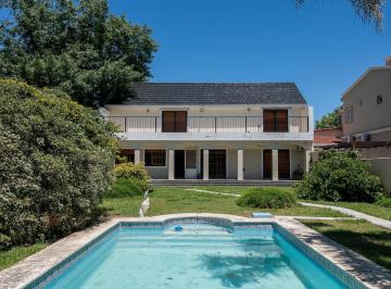 Casa · 456m² · 4 Dormitorios · 2 Cocheras · Villa Belgrano* 4 Dorm. - Excelente Ubicacion