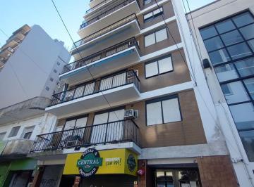 Departamento · 49m² · 2 Ambientes · Departamento en V. Lopez - Vias/maipu