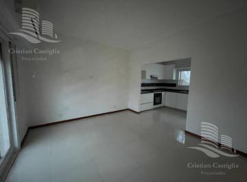 PH · 180m² · 3 Ambientes · Venta - PH Tres Ambientes con Entrada Independiente - Villa Bernardo Monteagudo, San Martin