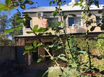 PH · 65m² · 3 Ambientes · 1 Cochera · PH en Udaondo 2500, 3 Ambientes con Jardin