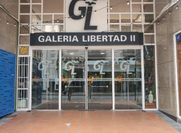 Local comercial de 3 ambientes, Rosario · Venta Local Comercial N°13 - Galeríaa Libertad 2, Mitre 853 - Rosario