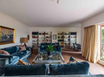 Departamento · 284m² · 7 Ambientes · 2 Cocheras · Único Tríplex en Venta con Terraza y Detalles de Estilo a m de Plaza San Martín