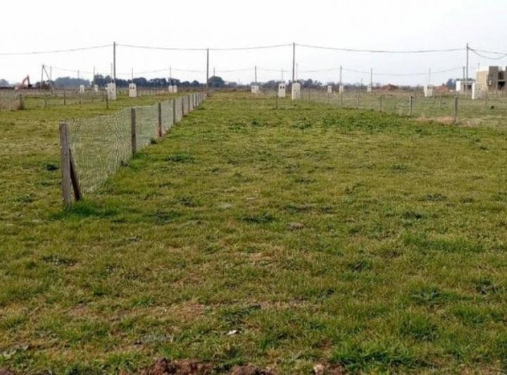 Terreno · 300m²