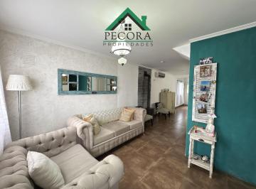 Departamento · 120m² · 4 Ambientes · 1 Cochera · Triplex - Barrio Jardines de Escobar - Olazabal 390