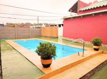 Casa · 46m² · 5 Ambientes · Venta 2 Casas con Piscina La Paloma Arachania