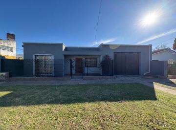 Casa · 200m² · 3 Ambientes · 1 Cochera · Venta Casa Gral. Pacheco Oportunidad Para Desarrollo.