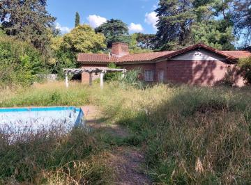 Casa de 3 ambientes, Ituzaingó · Chalet a Refaccionar en Parque Leloir