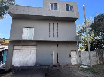 Bodega-Galpón · 418m² · Venta y Alquiler Galpon en Dos Plantas y Departamento
