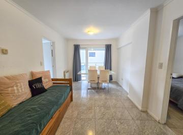 Departamento · 1 Dormitorio · 1 Cochera · Departamento 2 Amb. con Balcón y Cochera - 3 de Febrero y San Luis