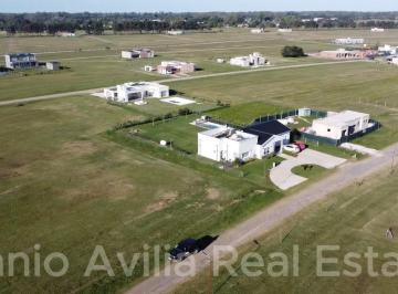 Terreno · 1200m² · Terreno en Barrio El Estribo - Villa de Campo Tres Pinos