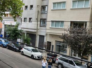 Departamento · 58m² · 3 Ambientes · Depto. 3 Amb. Al Frente con Balcon.