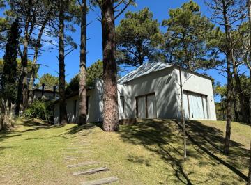 Casa · 135m² · 4 Ambientes · Casa en Cariló Oportunidad