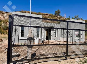 Casa · 360m² · 3 Ambientes · 1 Cochera · Casa 3 Dorm. en Alquiler - Prima Terra