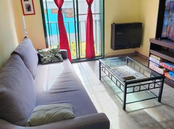 Departamento de 3 ambientes, Avellaneda · Venta o Permuta en Las Flores 1600! Se Escuchan Ofertas! Veni a Conocerlo!