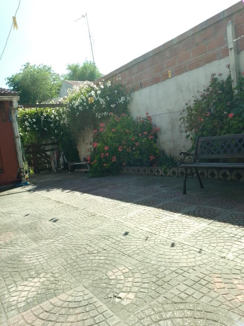 Lote para desarrollo 634m2 en La Perla con sup. construíble 798m2